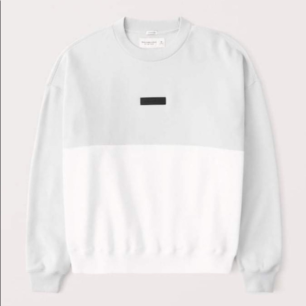 Abercrombie and Fitch Oversized Sweatshirt size XS NWT